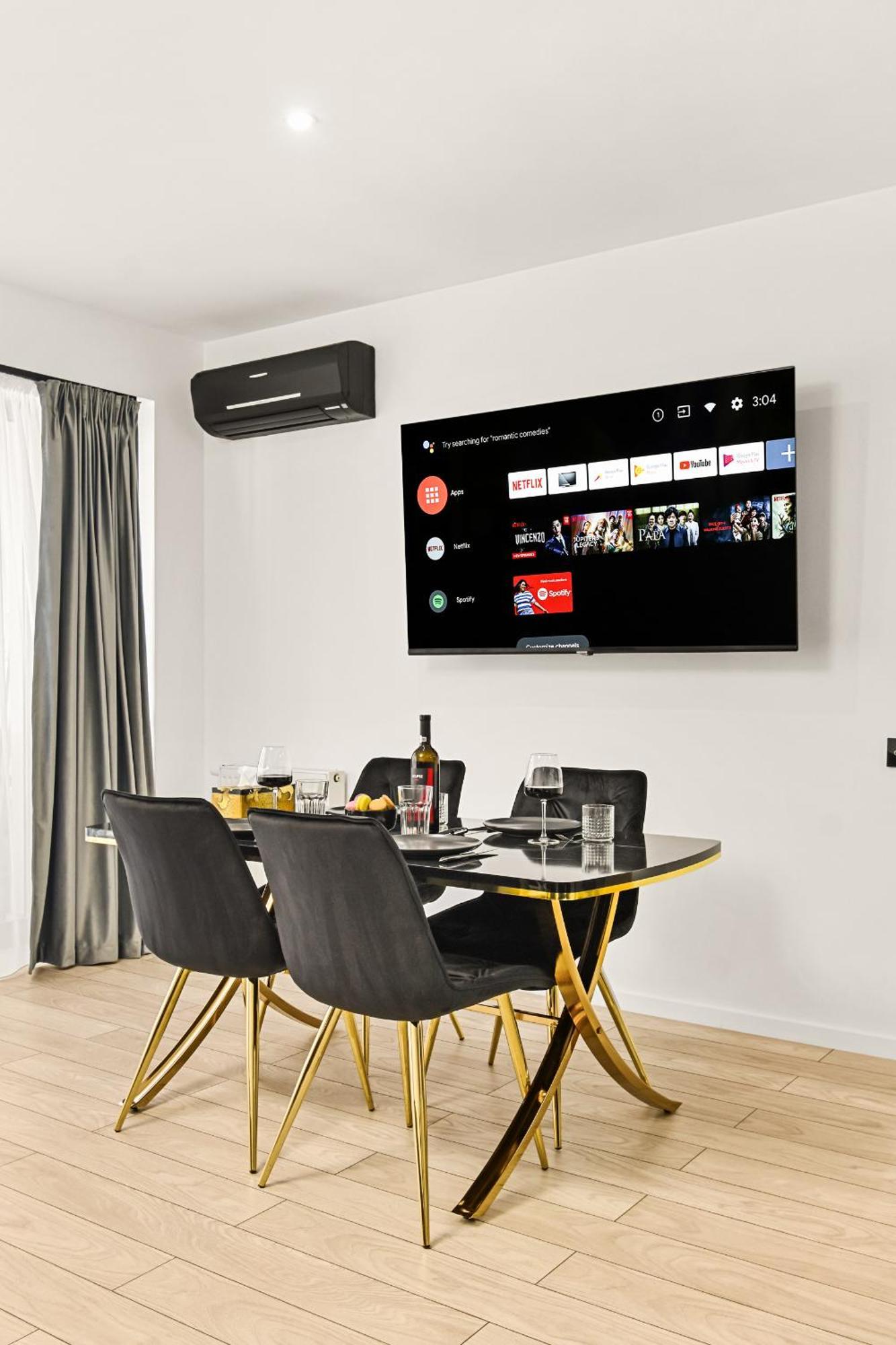 Central Studio With Balcony And Self Check-In Rh Living Bucarest Esterno foto